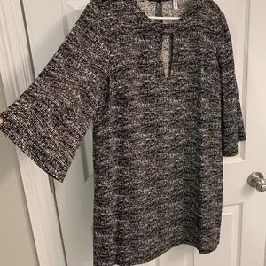 BCBG black and white 3/4 sleeve Shift Dress